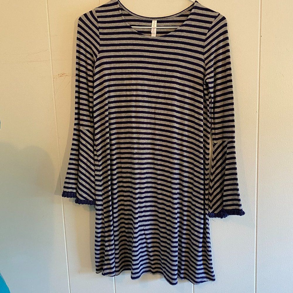 Xhilaration Boho Stripped Bell Long Sleeve Tunic Top Womens Size L (12-14)
